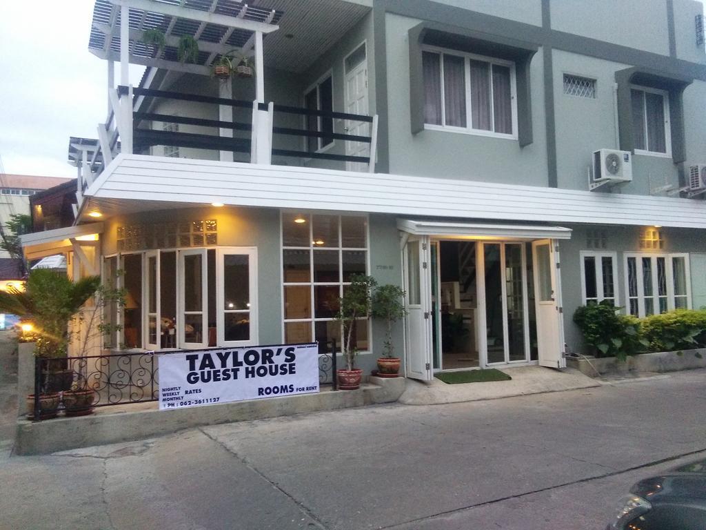 Taylor'S Guesthouse Hua Hin Extérieur photo